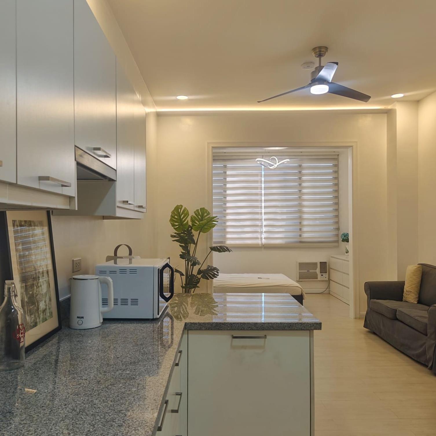 Voss Condominium Quezon City Exterior photo